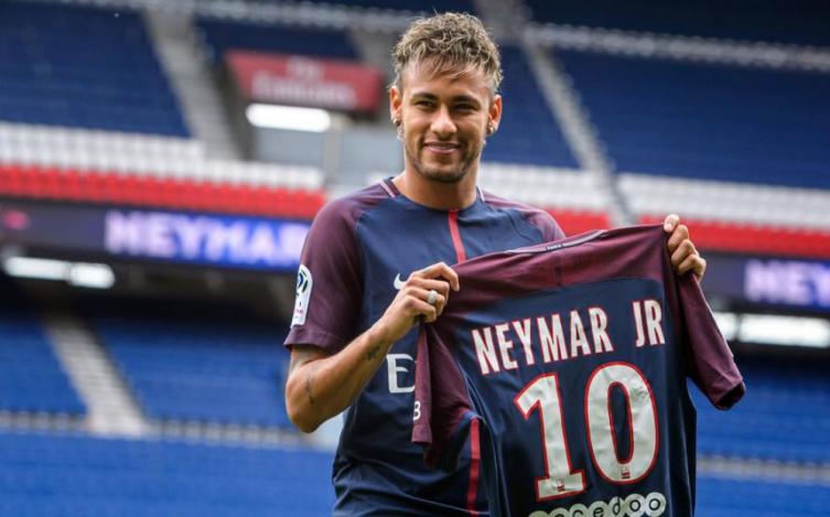 Neymar exige una brutal mejora de contrato para quedarse
