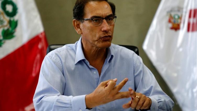 Perú: Martín Vizcarra llegó a Lima para jurar como presidente