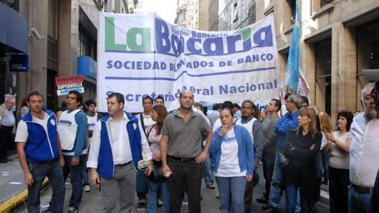 Paritarias: La Bancaria rechazó la oferta y resuelve medidas de fuerza