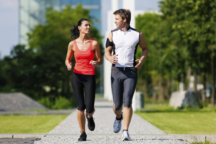 Power walking: ¿Cómo adelgazar al caminar rápido?