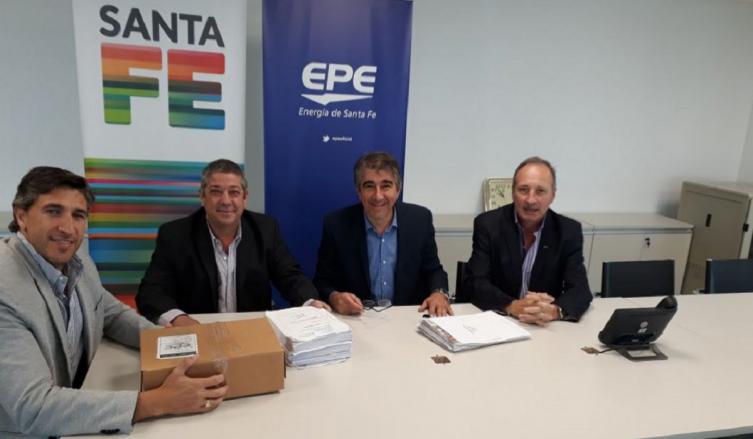 Incorpora 240 transformadores rurales para mejorar el servicio eléctrico  