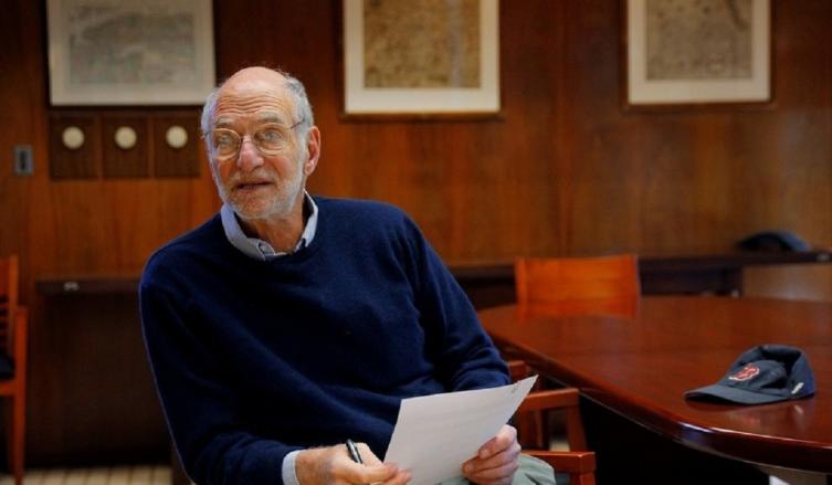Motochorros roban al último premio Nobel de Medicina en Ciudad Universitaria