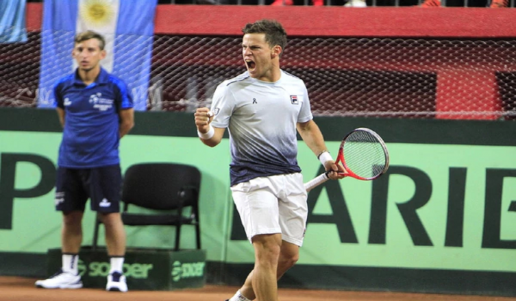 Argentina cerró el primer día ante Chile con un empate y definirá el sábado la serie de Copa Davis