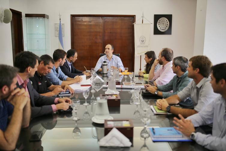 Se realizó la primera reunión preparatoria de la gran fiesta del automovilismo 
