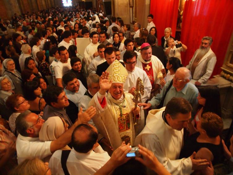Jefe de la Iglesia chilena comparó a transexuales con animales