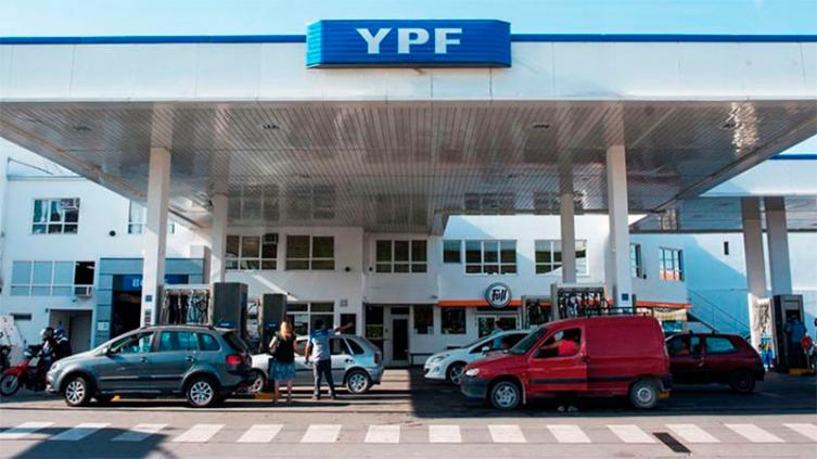 YPF aumentó los combustibles un 3 por ciento en todo el país