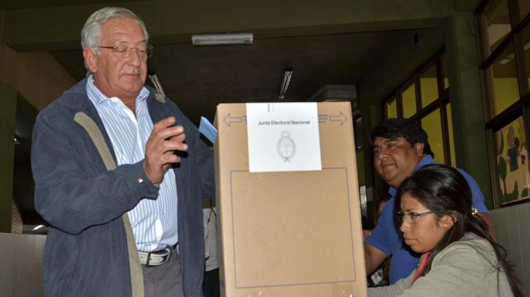 Ordenaron la detención del ex gobernador de Jujuy Eduardo Fellner
