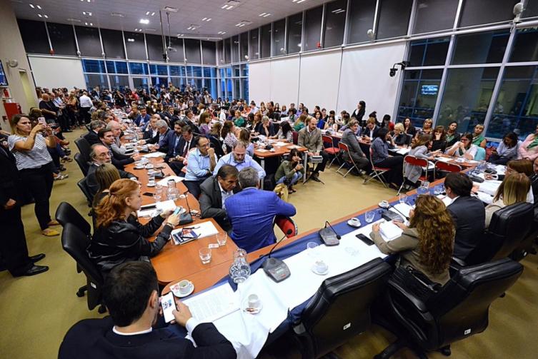 Aborto: abogados, médicos y periodistas expondrán en Diputados