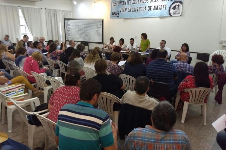 Amsafé y SADOP aceptaron la propuesta salarial del gobierno