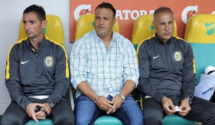 Tras perder ante Defensa, renunció Leo Fernández