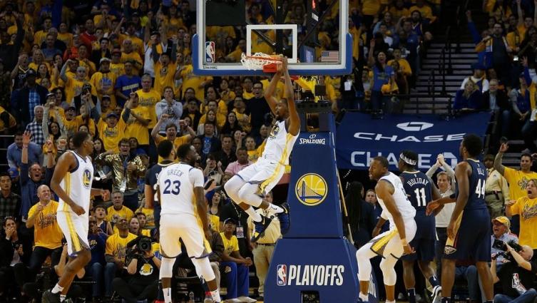 Después de eliminar a San Antonio, Golden State pisó fuerte ante New Orleans