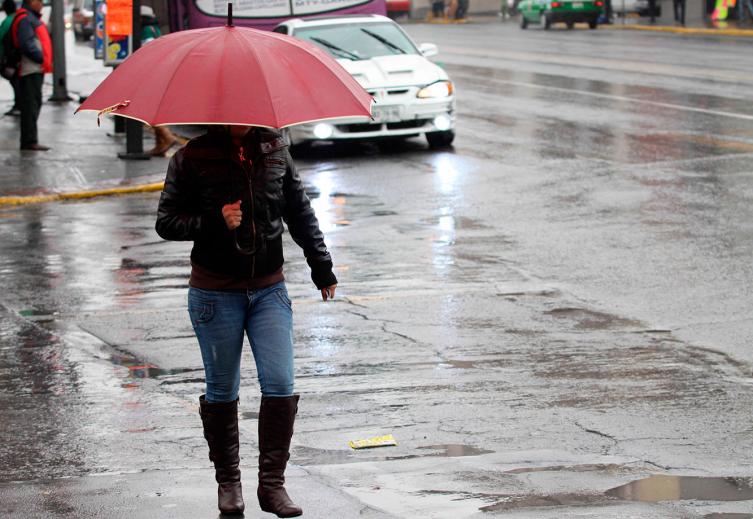 Alerta por tormentas fuertes para centro y este del país