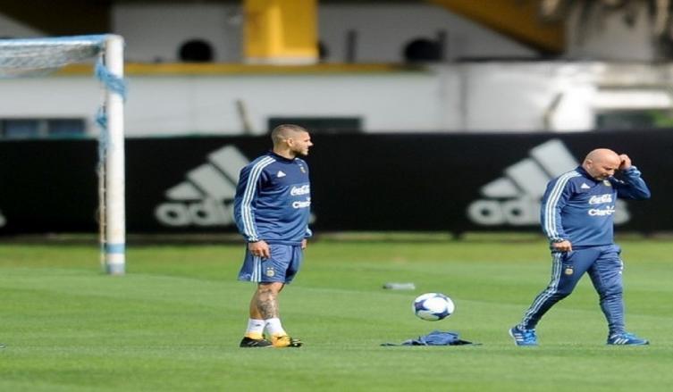 Jorge Sampaoli se reunió con Mauro Icardi y no le dio la noticia que esperaba
