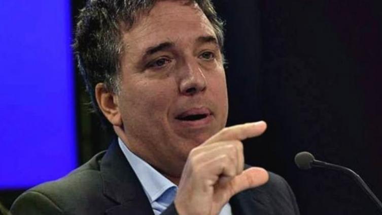 Dujovne reconoció que la devaluación impactará en precios