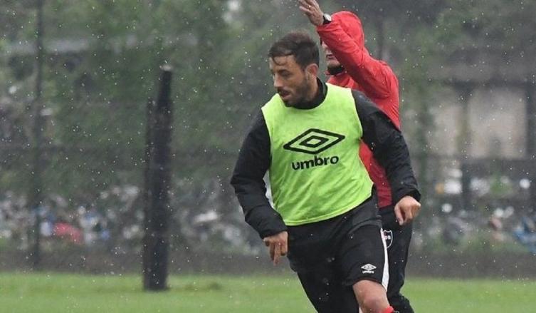 De Felippe define el equipo, con el probable retorno de Bernardello