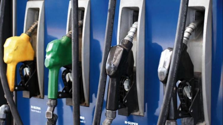 El Gobierno pidió a las petroleras que posterguen aumentos