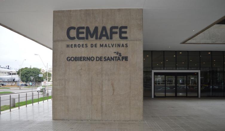 El vacunatorio del hospital Cullen se traslada al Cemafe 