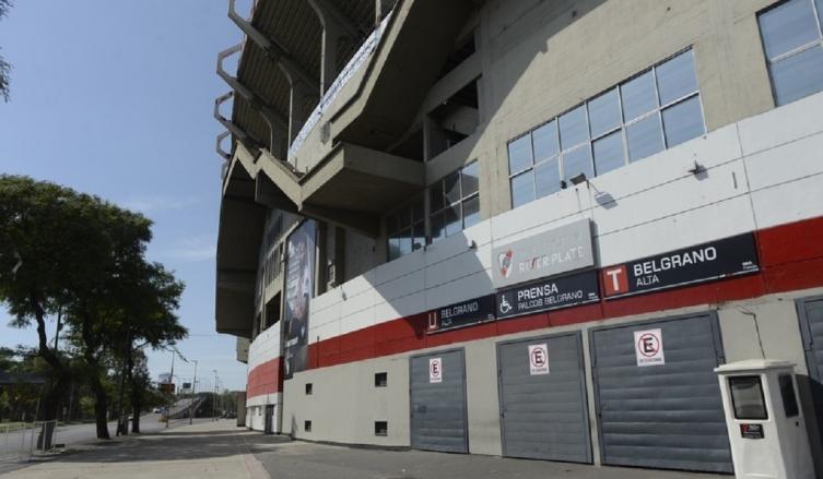 Hallaron un cadáver en las inmediaciones del Monumental