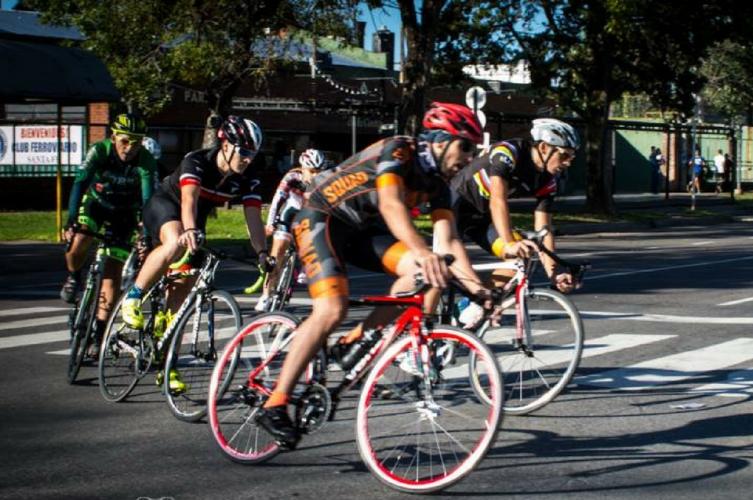 La costanera vibró con el 5º Gran Premio Ciudad de Santa Fe