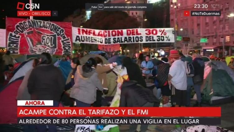 Buenos Aires: Organizaciones sociales acampan en el Obelisco 