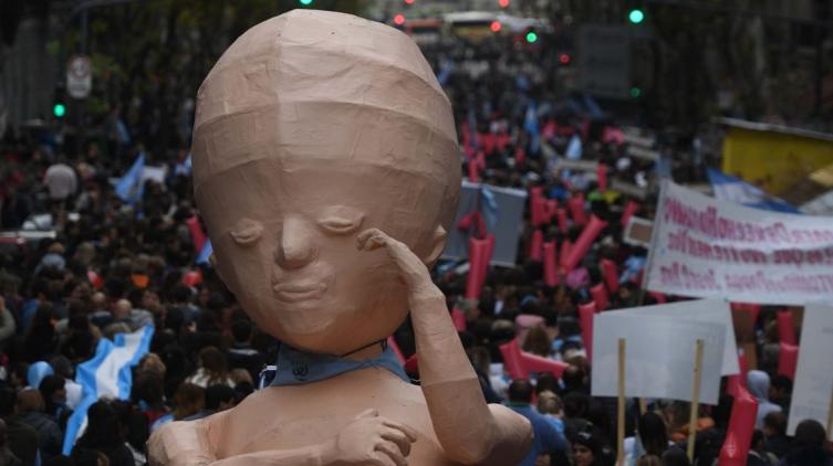 Masivas marchas en varias ciudades del país