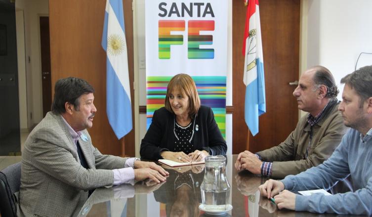 Abordaron la situación ganadera en santa fe 