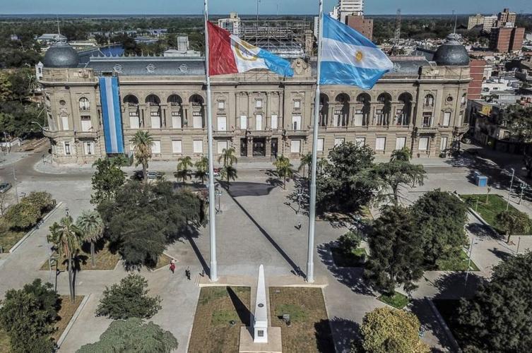 Detenidos por vandalizar la nueva plaza 25 de Mayo