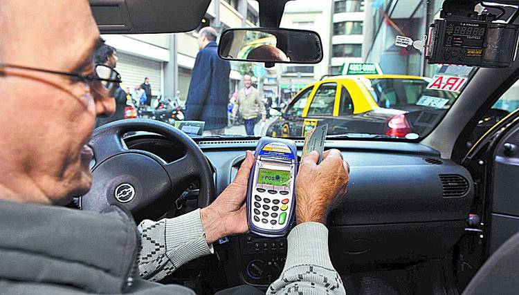 Se entregarán 150 posnets a taxis y remises de la ciudad