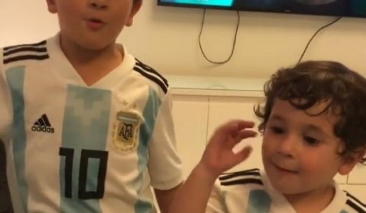 El video de Thiago y Mateo Messi alentando fuerte a la Selección