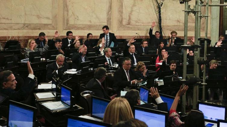 El PJ votará a favor del proyecto para retrotraer tarifas