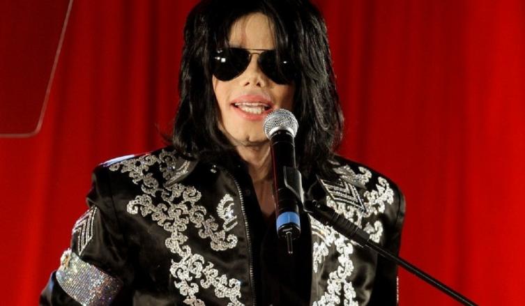 Herederos de Michael Jackson demandan a la cadena ABC y a Disney