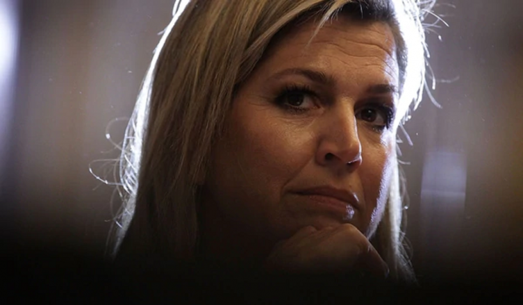 Máxima Zorreguieta cantó en el funeral de su hermana Inés