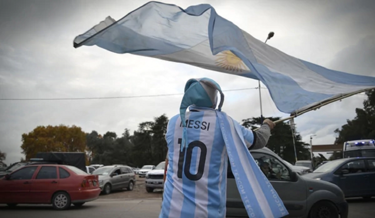 Primer contacto con la gente: cómo será el entrenamiento abierto de la Selección en Bronnitsy
