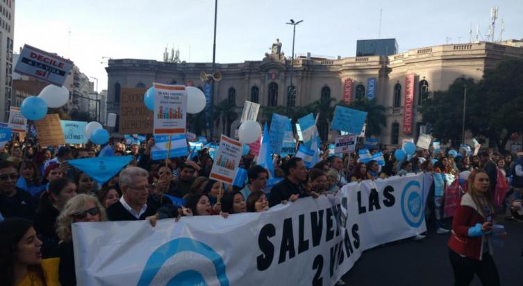 Masivas movilizaciones en el país a favor de las dos vidas