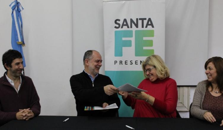 Elaboración de libros pedagógicos destinados a docentes 
