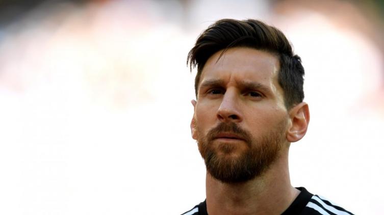Argentina empató con Islandia