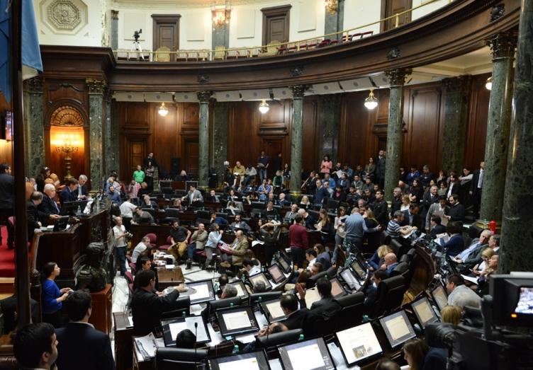 Reclamaron en la Legislatura por los despidos y vaciamiento del CONICET