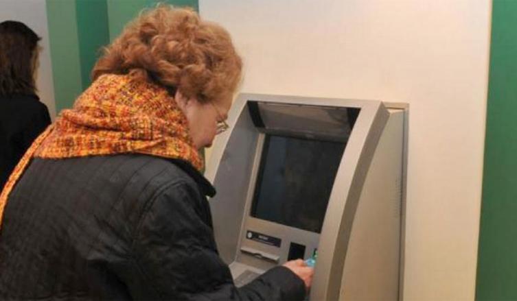 Banco Santa Fe acerca la tecnología a los adultos mayores 