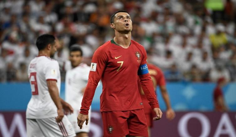 Portugal sufrió, empató con Irán y pasó a octavos