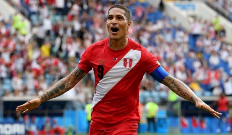 Perú le ganó a Australia y se despidió de Rusia con una sonrisa