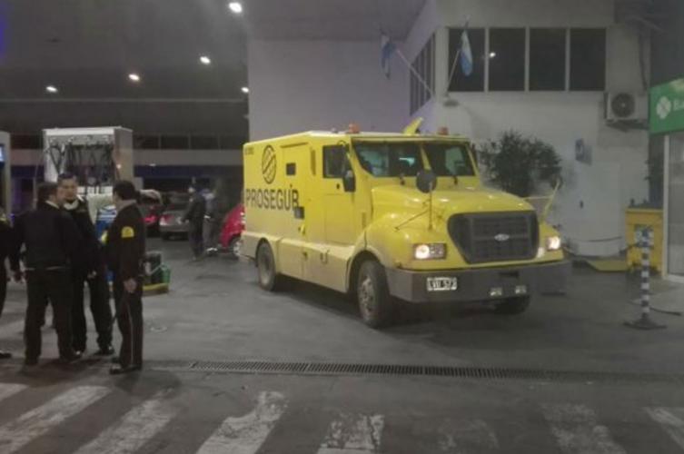Violento intento de asalto a un camión de caudales