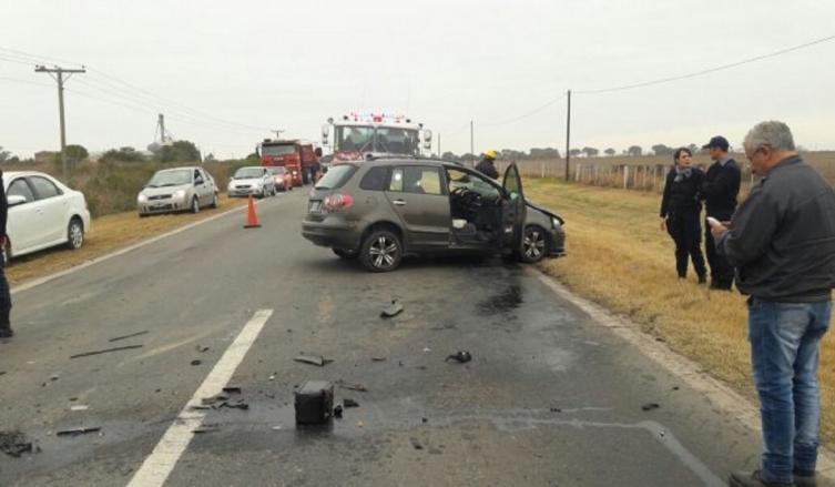 Hombre intentó matar a su ex mujer chocando su auto contra un camión
