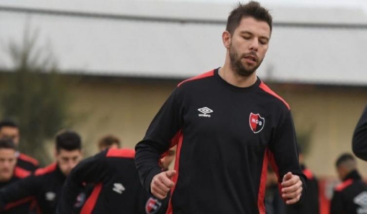 Grimi firmó, entrenó y habló de su llegada a Newells
