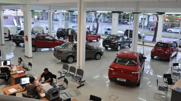 La venta de autos 0KM bajó por primera vez en 2 años 