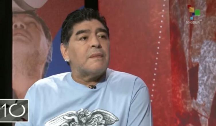 Maradona dijo que volvería gratis a dirigir la selección