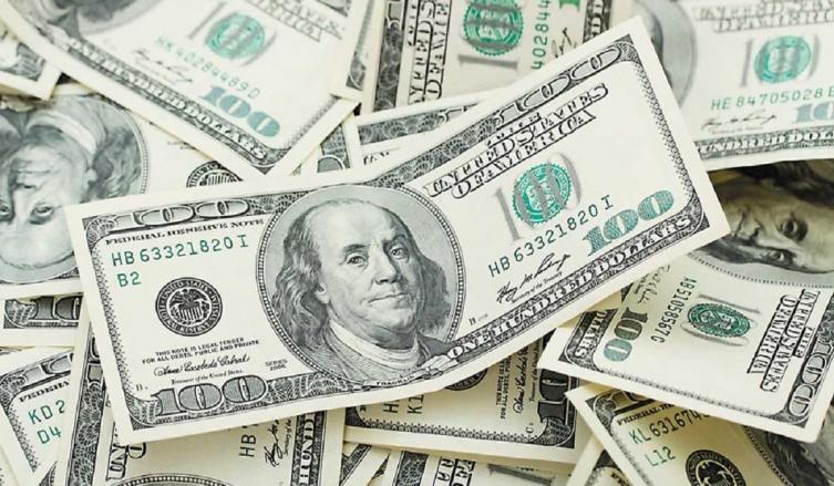 El dólar volvió a bajar y acumuló en la semana una caída de 3,4% a $ 28,64 (tras medidas oficiales)