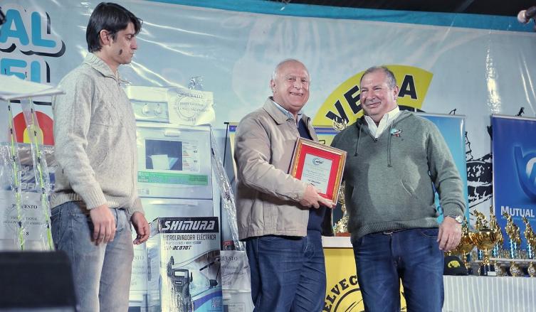 Fiesta Nacional y Provincial de Pesca del Amarillo de Helvecia 