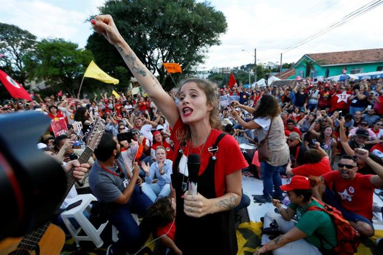 Brasil: Movilización contra guerra jurídica que impide libertad de Lula