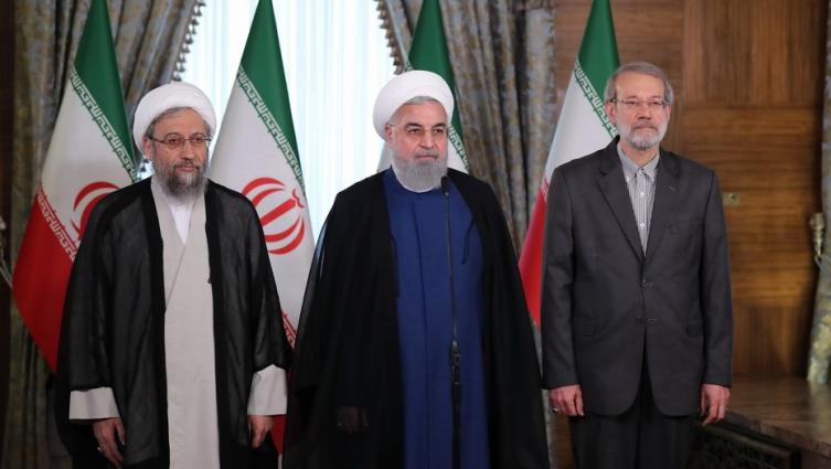 La crisis de la economía iraní dispara rumores sobre el futuro del presidente
