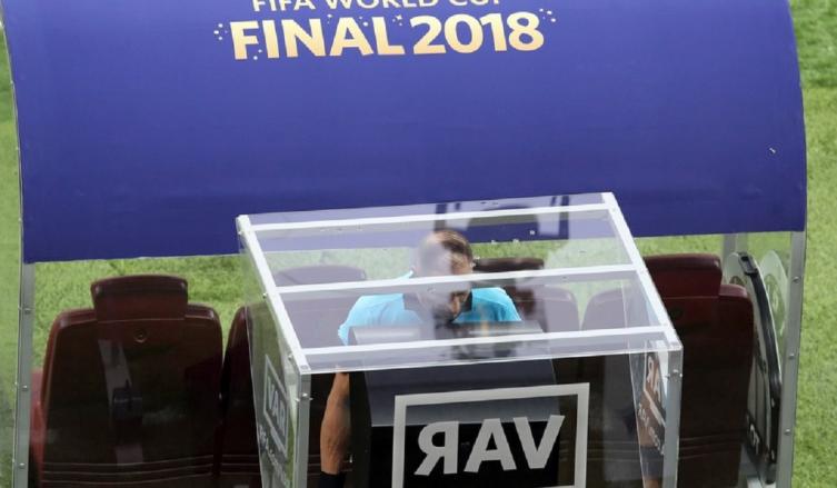 La traba millonaria que impide que el VAR se ponga en marcha en el fútbol argentino